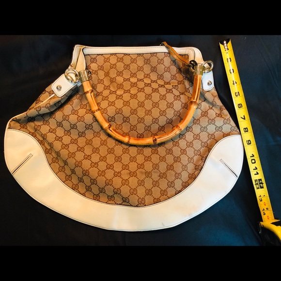 Gucci Handbags - KWN Consignment: Vintage Gucci Hobo purse